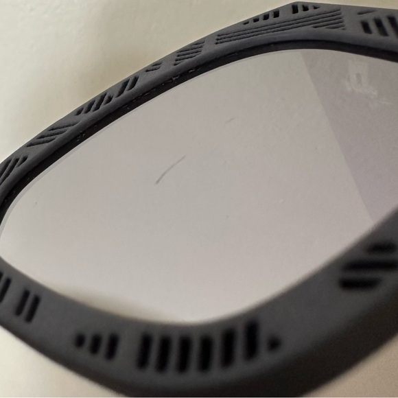 FENDI SHADOW GREY/SILVER MIRRORED UNISEX SUNGLASSES FE40113I - Picture 6 of 6